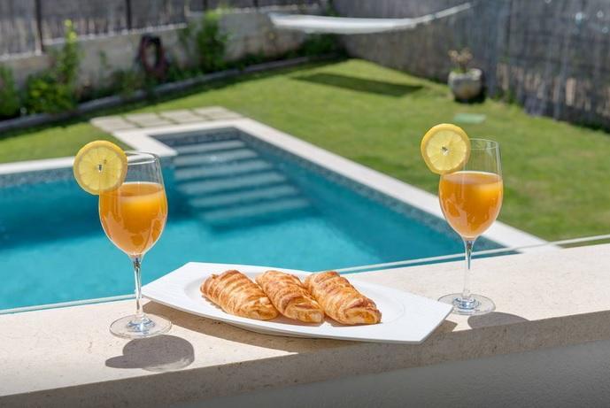 Luxury Apartment With Private Heated Pool Šibenik Kültér fotó