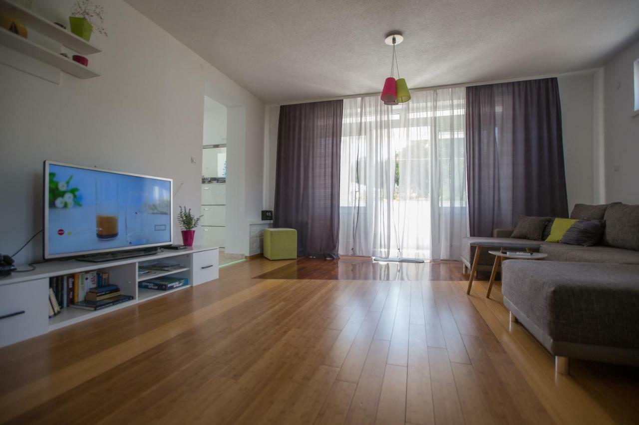 Luxury Apartment With Private Heated Pool Šibenik Kültér fotó