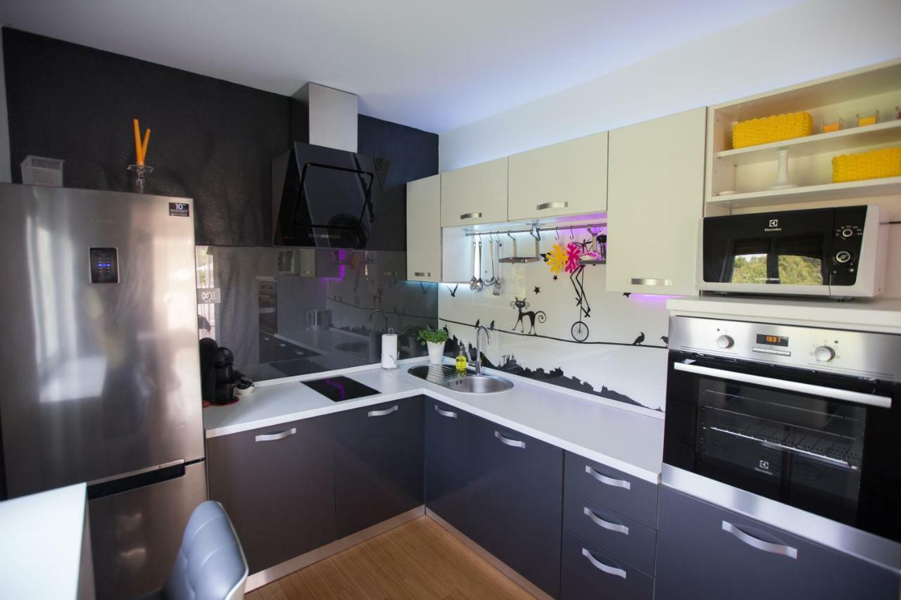 Luxury Apartment With Private Heated Pool Šibenik Kültér fotó
